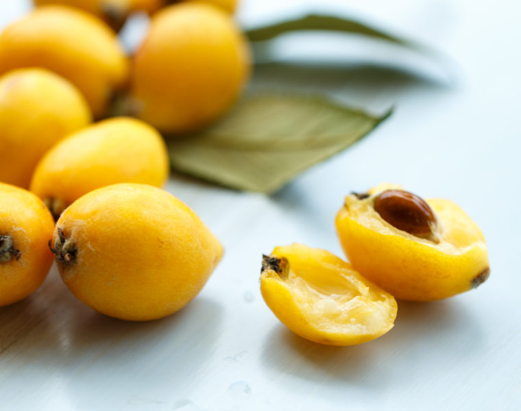 Come si Mangiano le Nespole