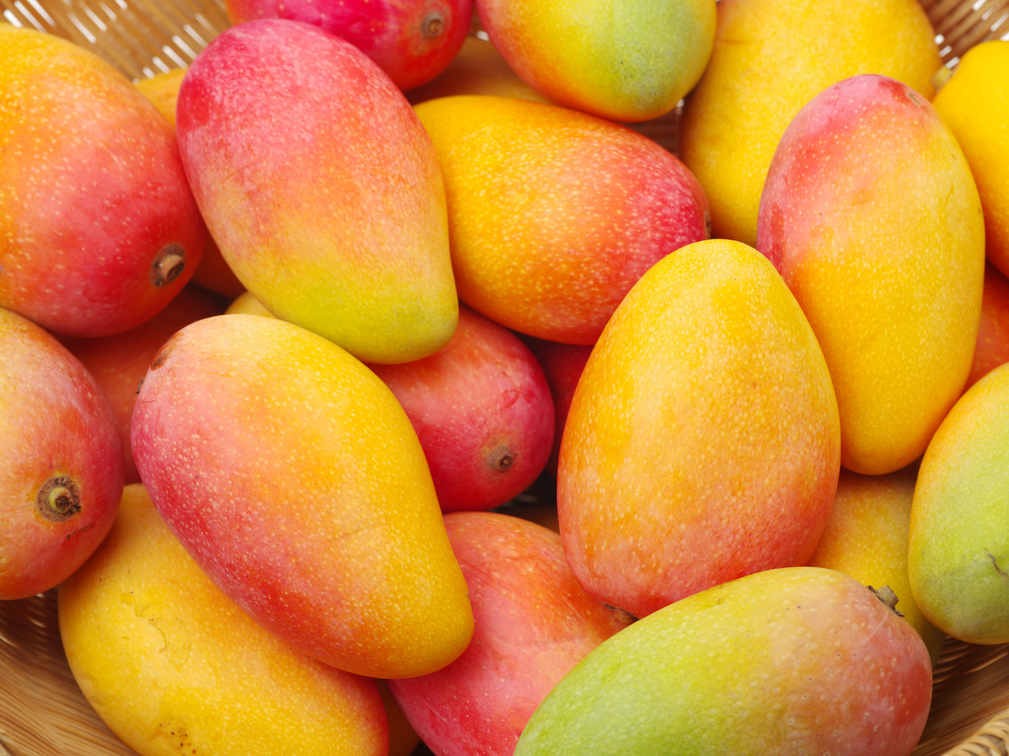 Come si Mangia il Mango? Come si Taglia, si Sbuccia e si Apre