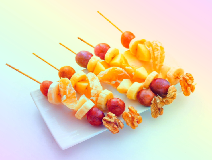 Spiedini di frutta autunnale